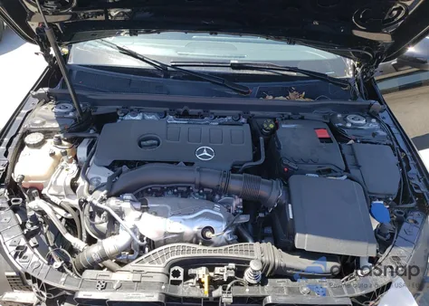 2021 Mercedes-Benz A 220 z USA, uszkodzony, nr VIN W1K3G4EB3MJ287298